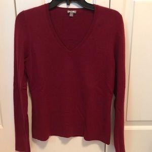 100% Cashmere Burgandy Ann Taylor Sweater Size S
